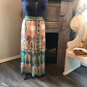 V Cristina Full Skirt